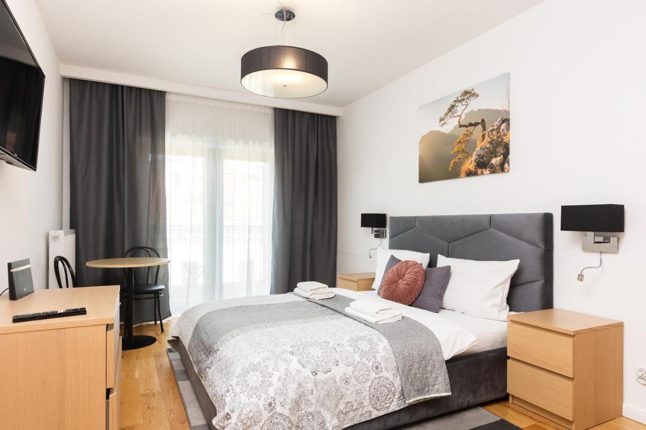 Old Town Rajska Street Apartment Krakow Bagian luar foto