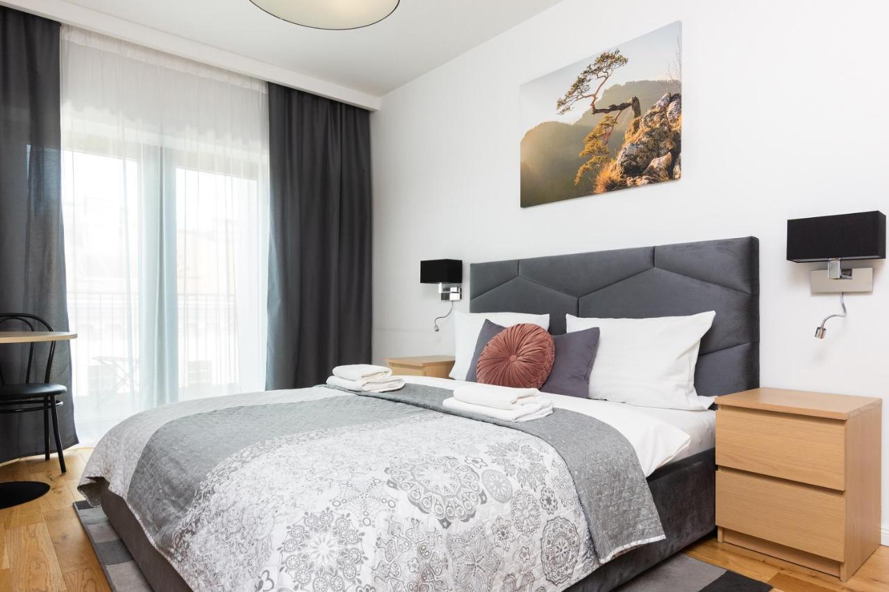 Old Town Rajska Street Apartment Krakow Bagian luar foto